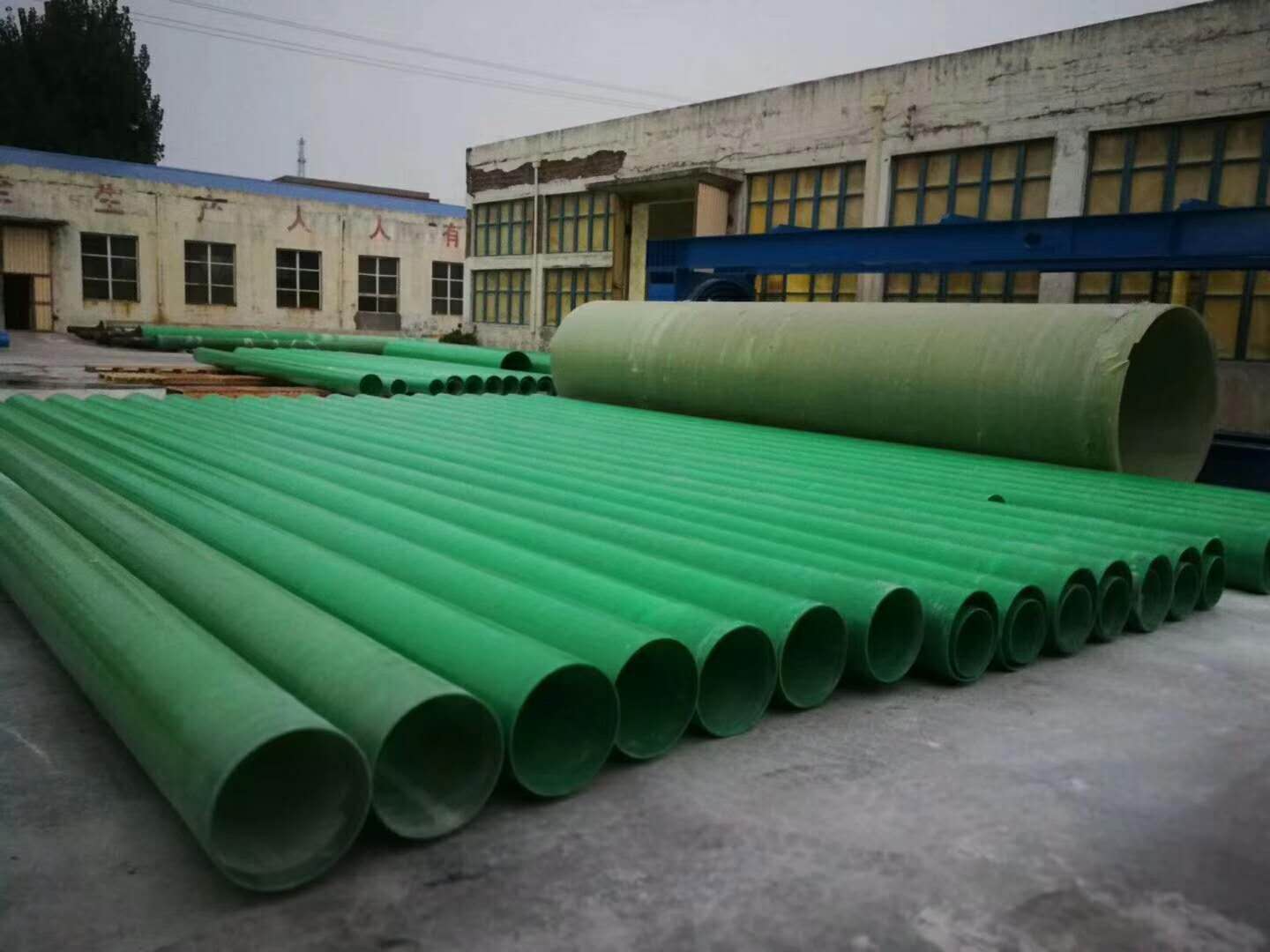 玻璃鋼夾砂管道優點和運用 玻璃鋼夾砂管道優點和運用